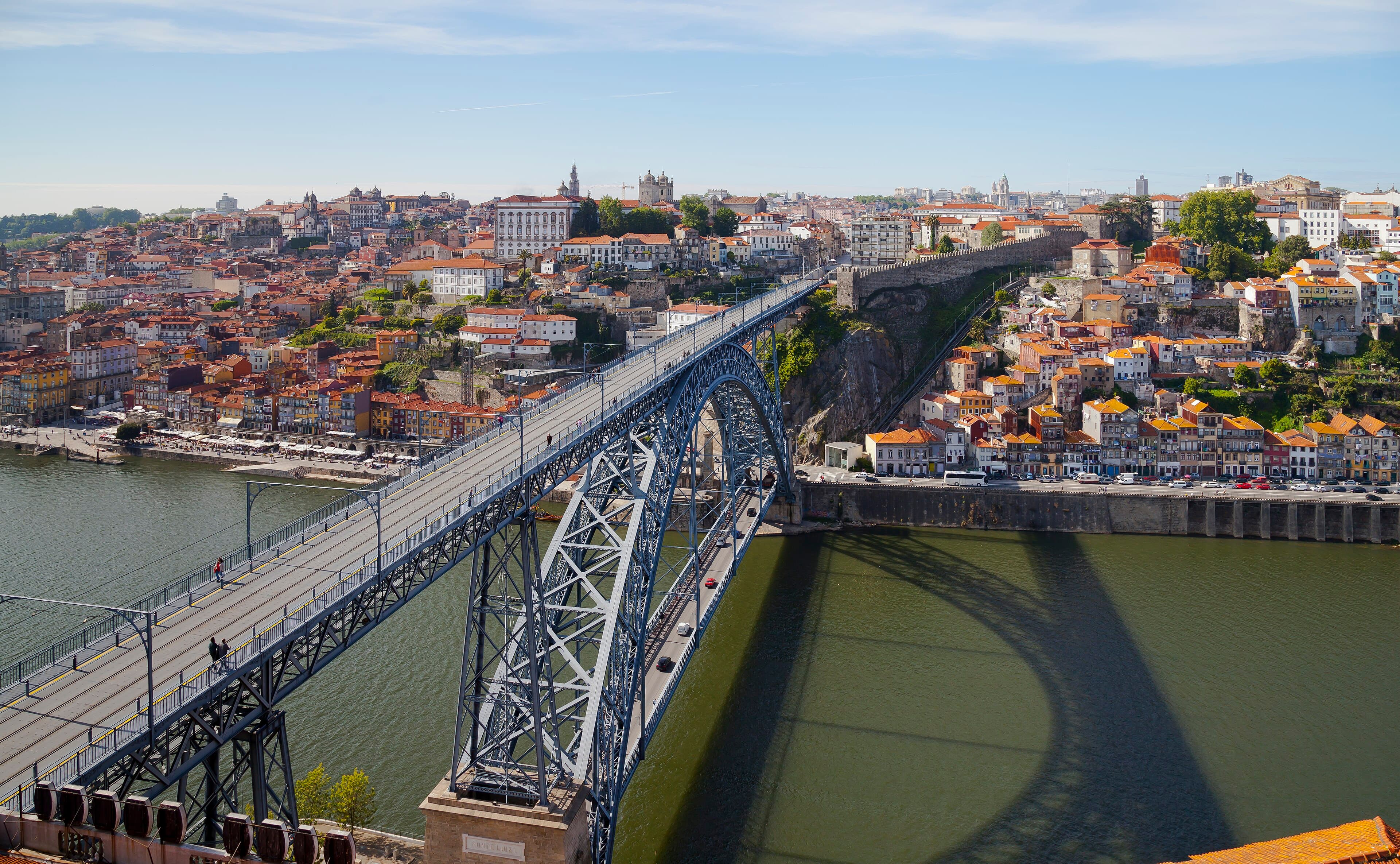 Hackathons in Porto